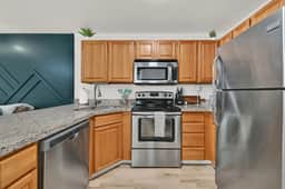 Mountain View Condo w/ Hot Tub, Near Powder Mountain
