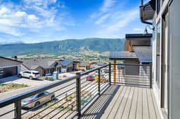 Ski Retreat: Powder Mountain Views & Hot Tub Bliss