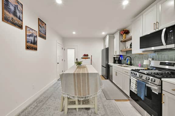 Mtn View Retreat: Near Snowbasin, Pet-Friendly Suite