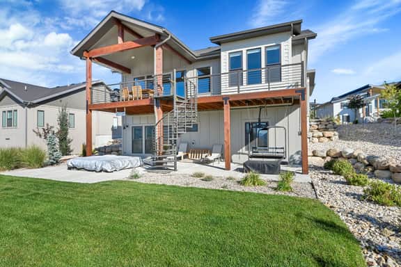 Powder Mountain Retreat: Hot Tub, Golf, Stunning Views
