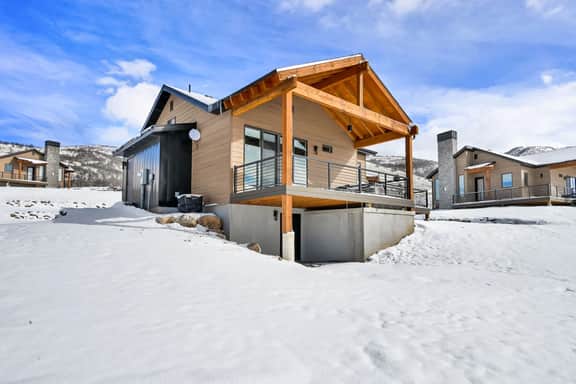 Elkhaus Cabin Views of Ogden Valley Ski & Golf