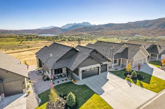 Mountain View Escape Hot Tub Sauna & Pet-Friendly