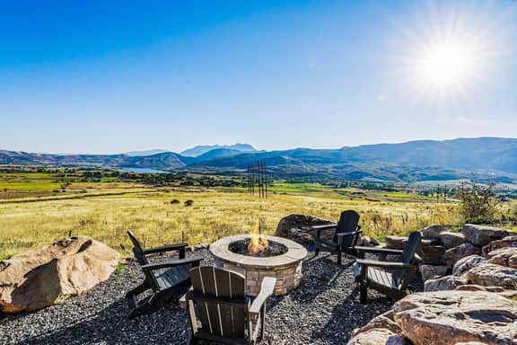 Mountain View Escape Hot Tub Sauna & Pet-Friendly