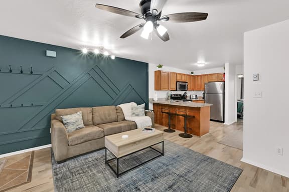 Mountain View Condo w/ Hot Tub, Near Powder Mountain