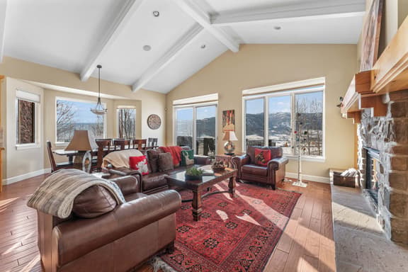 Mtn House Movie Room HOA Pool,Hot Tub, great Views